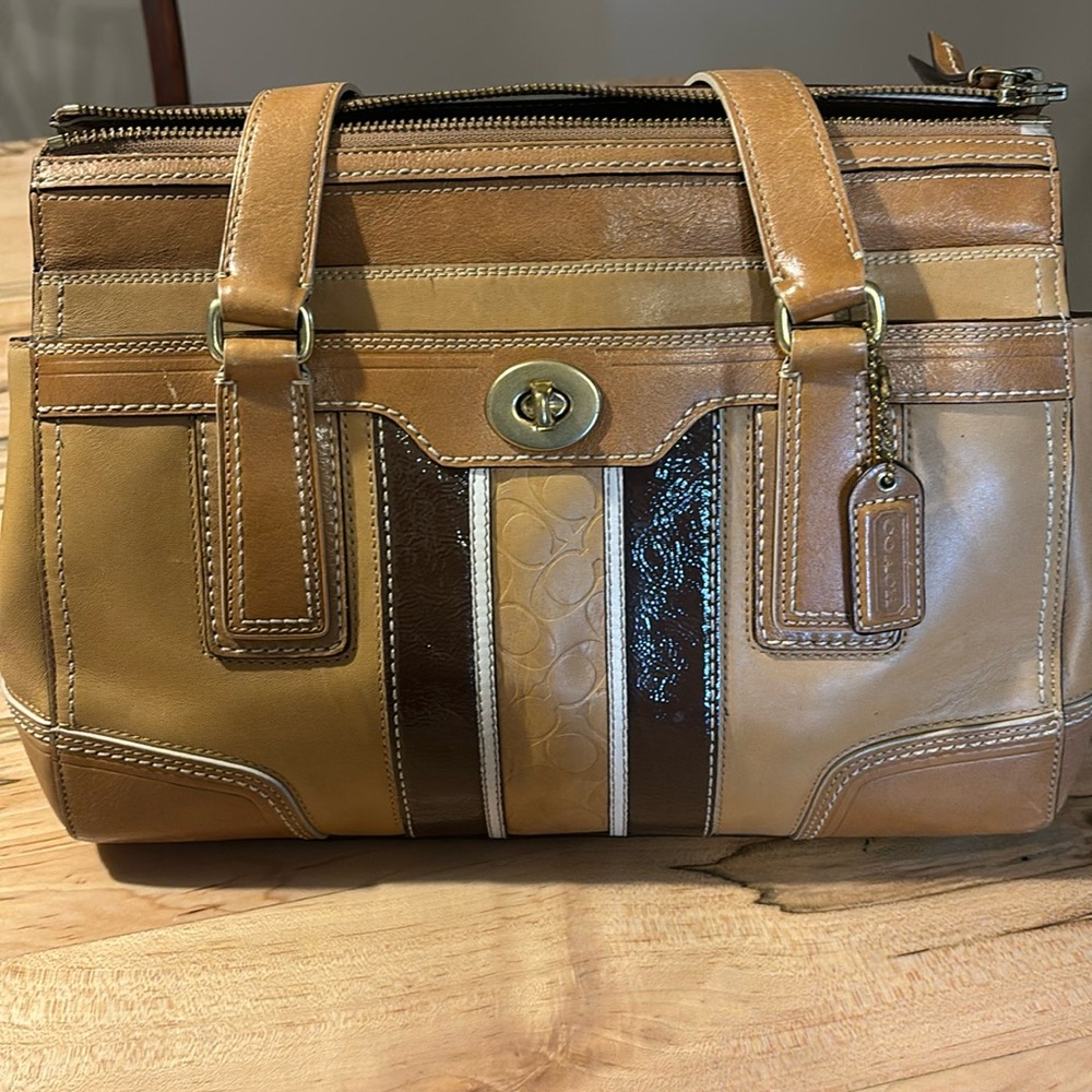 Classic stylish vintage Coach bag. Leather